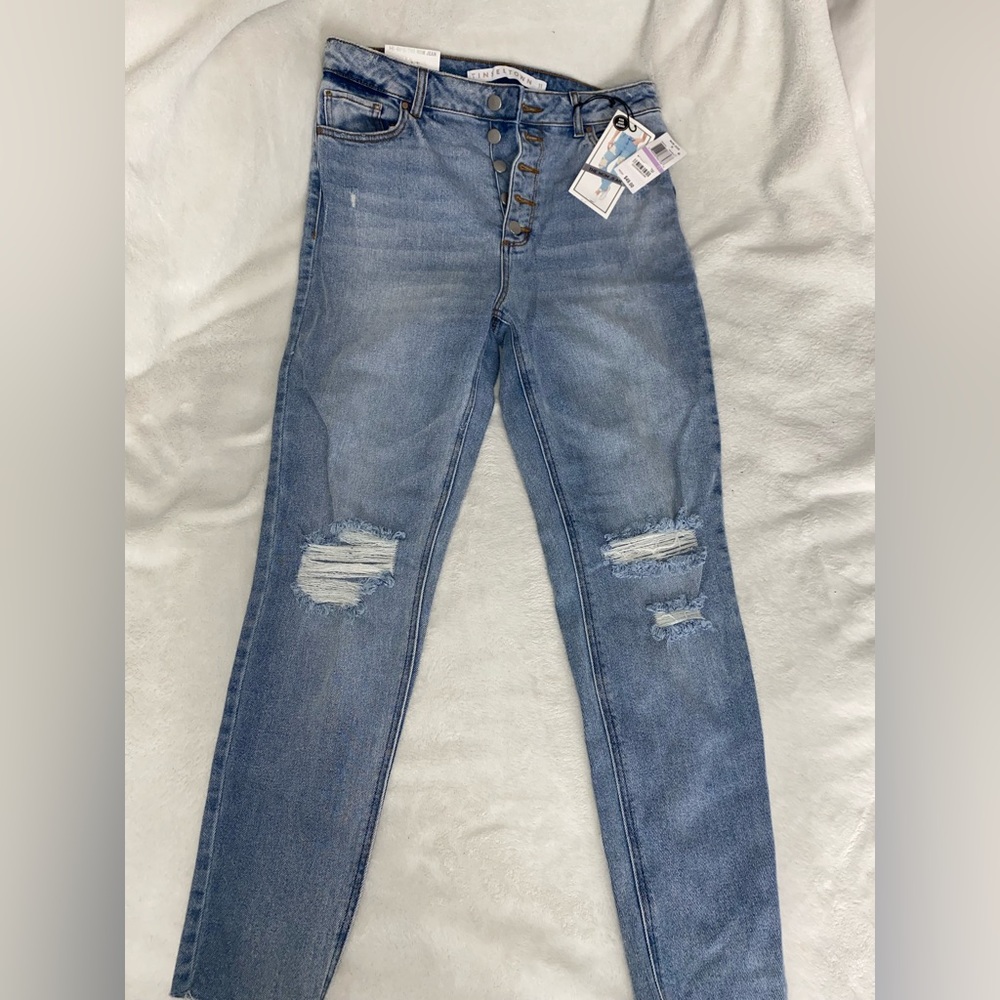 Medium washed high rise jeans